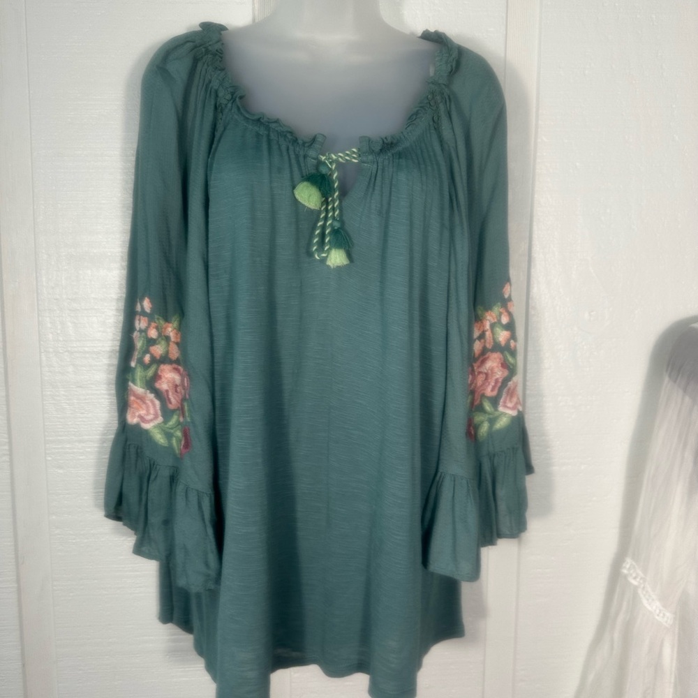 Vintage America Women’s Green Long Sleeve Top Size 1X EUC - Picture 3 of 6